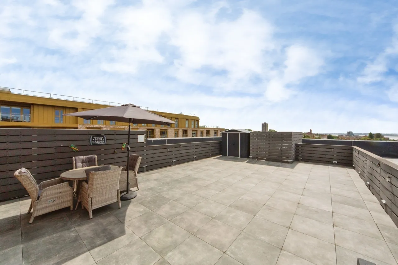 1 bed flat for sale, Neptune Place, L8
