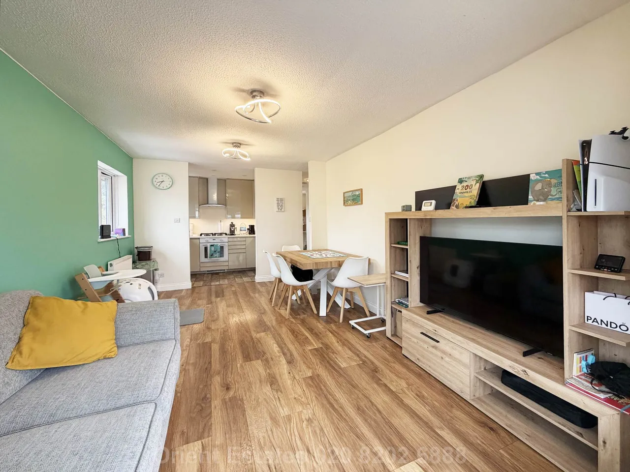 Brent View Road, Colindale, NW9 7EF, photo 2