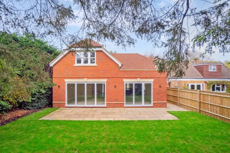 Swains Lane, Flackwell Heath HP10 9BU, photo 2