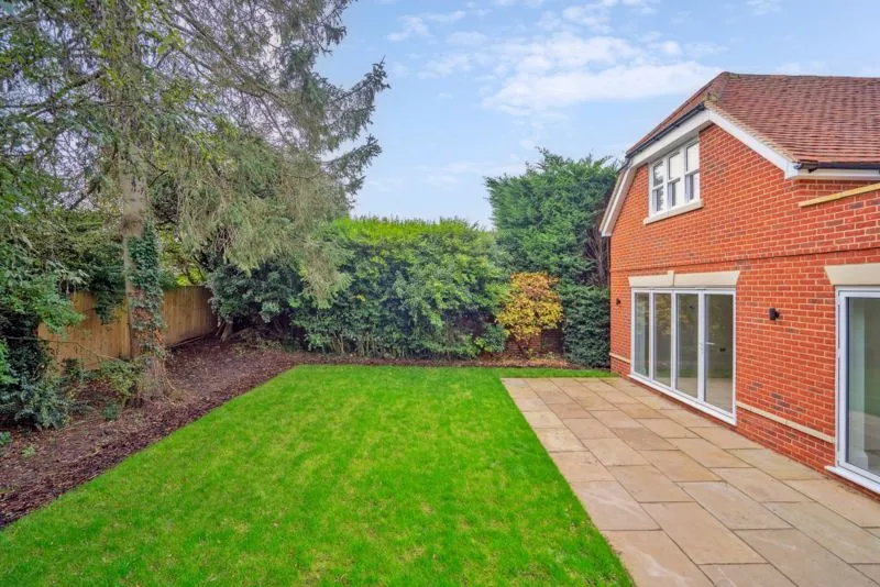 Swains Lane, Flackwell Heath HP10 9BU, photo 14