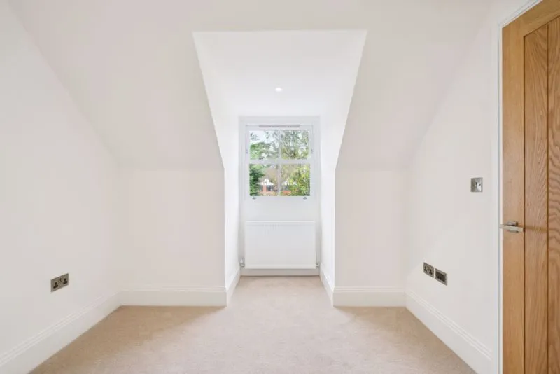 Swains Lane, Flackwell Heath HP10 9BU, photo 13