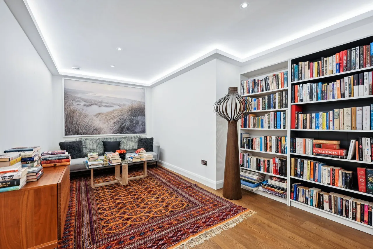 Redcliffe Road, Chelsea, London, SW10 9NJ, photo 8