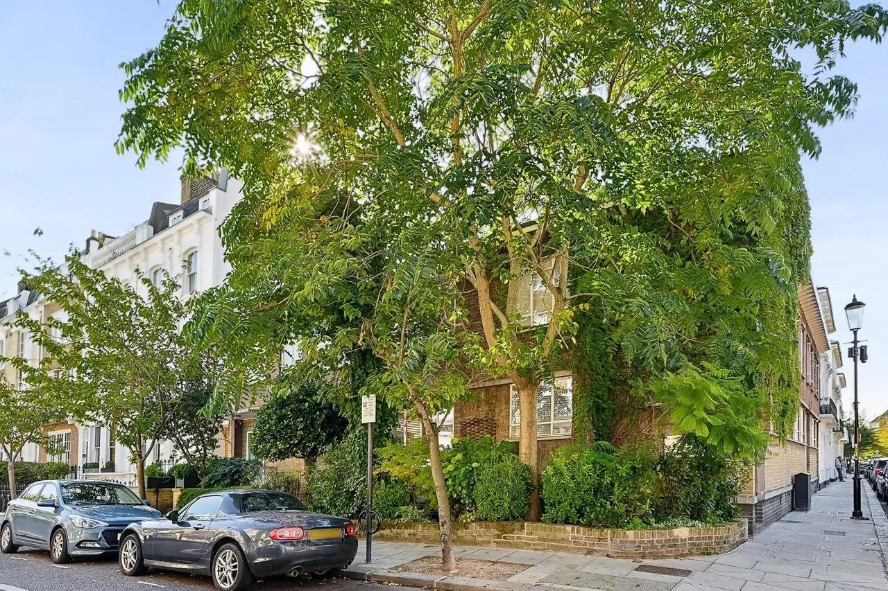 Redcliffe Road, Chelsea, London, SW10 9NJ, photo 2