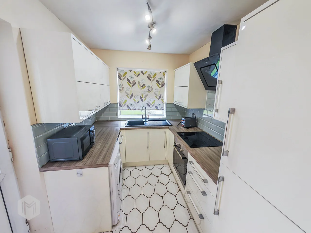 Westwood Drive, Pendlebury, Swinton, Manchester, M27 4JJ, photo 2