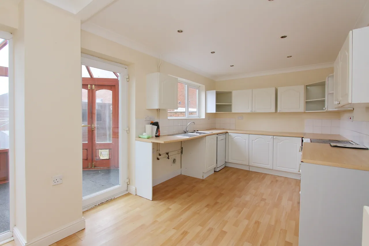 Wood Park, Ludgershall, SP11, photo 9