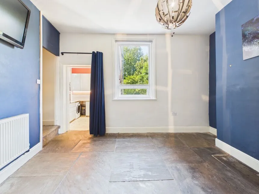 Kings Road, Ashton-under-Lyne, Greater Manchester, OL6, photo 6