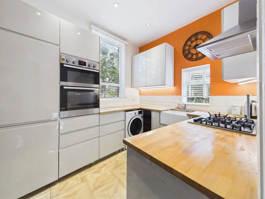 Kings Road, Ashton-under-Lyne, Greater Manchester, OL6, photo 8