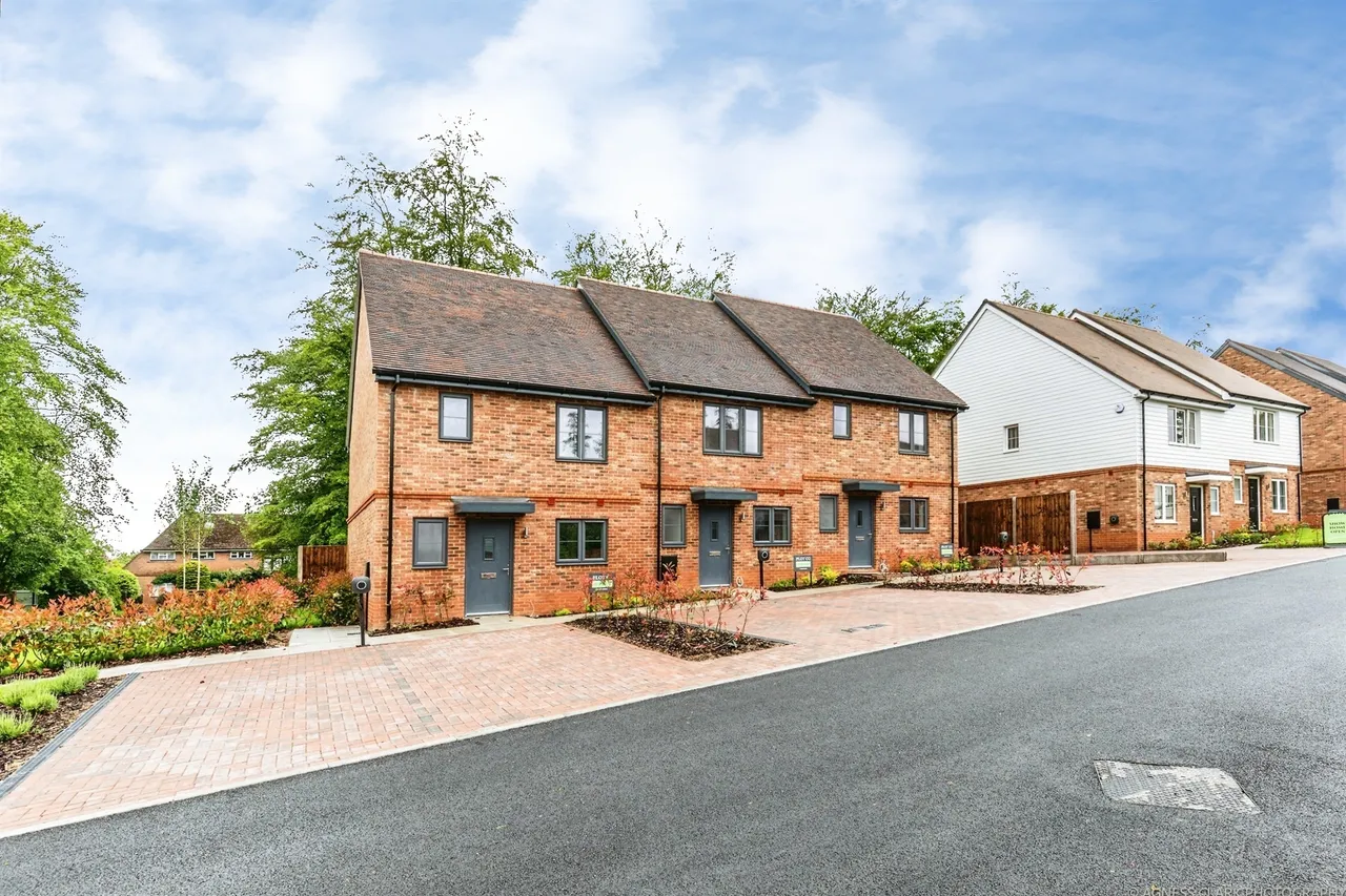 3 bed house for sale — North Trade Road, Battle