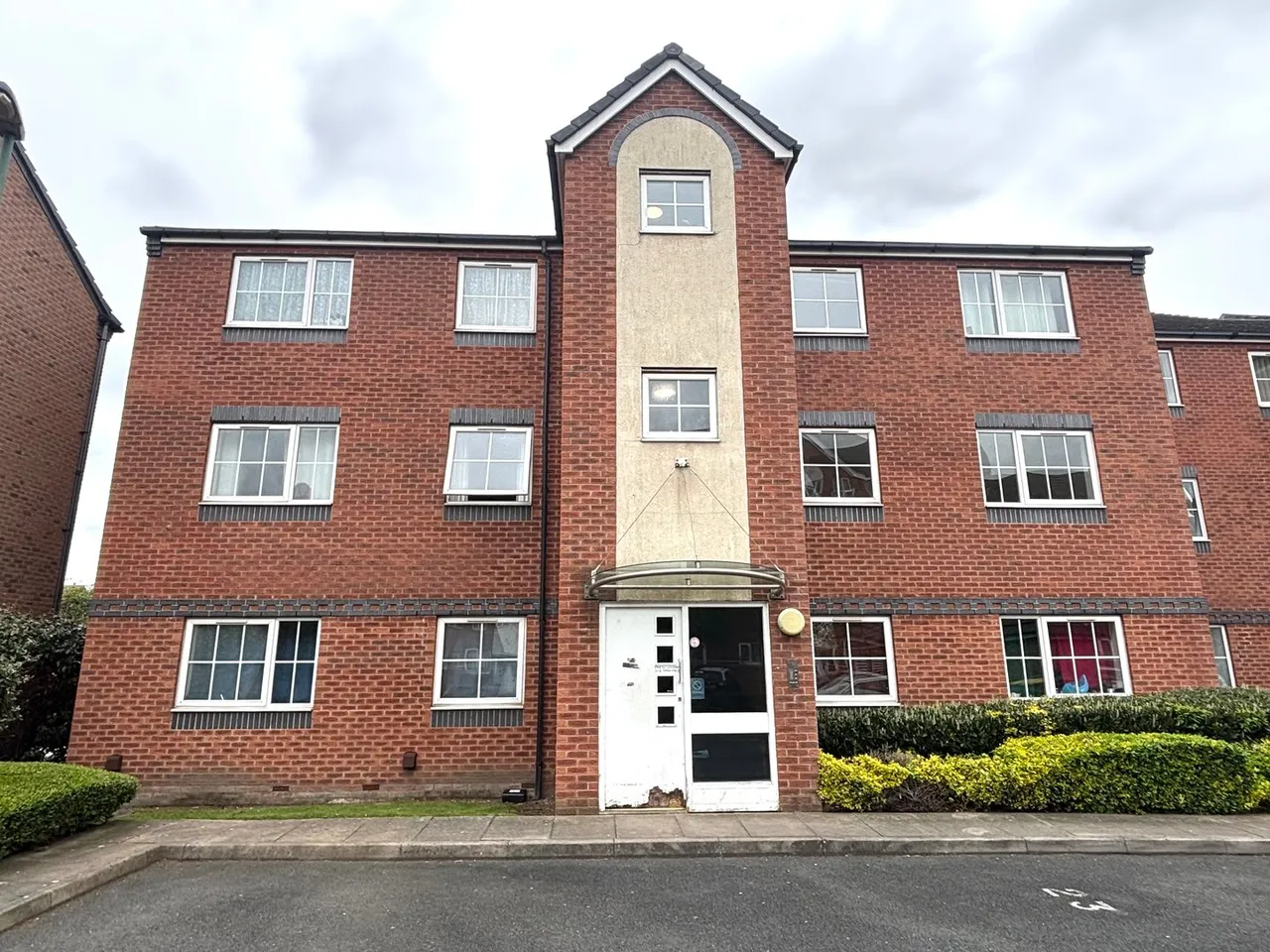 2 bed flat for sale, Waterfront Way, Walsall