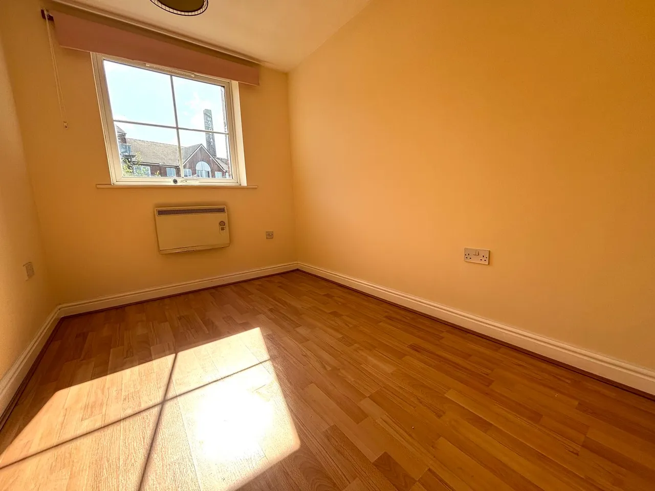Waterfront Way, Walsall, photo 8