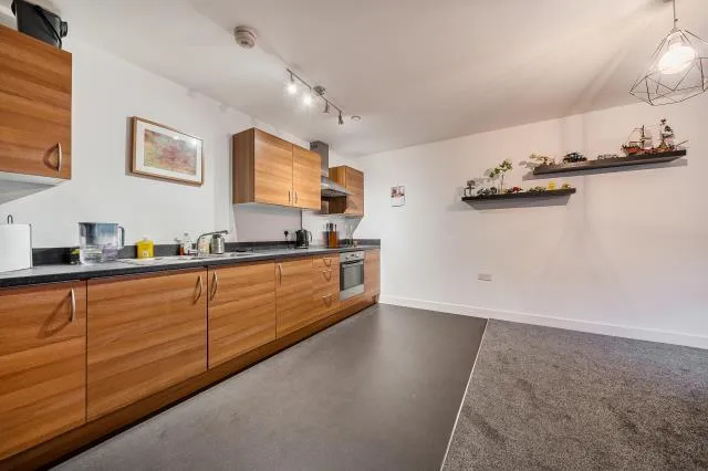 Kingman Way, Newbury, RG14, photo 3
