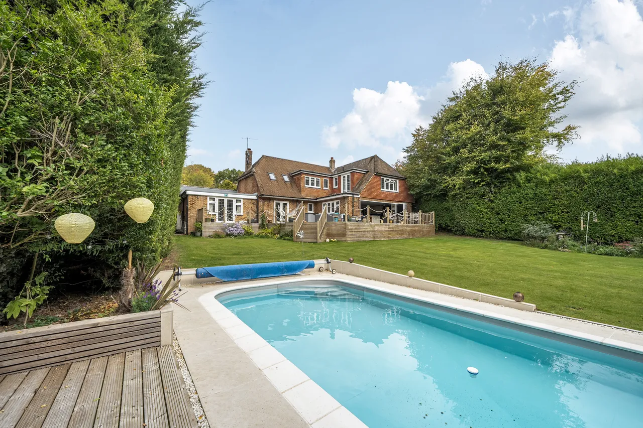 The Close, Bourne End, SL8, photo 15