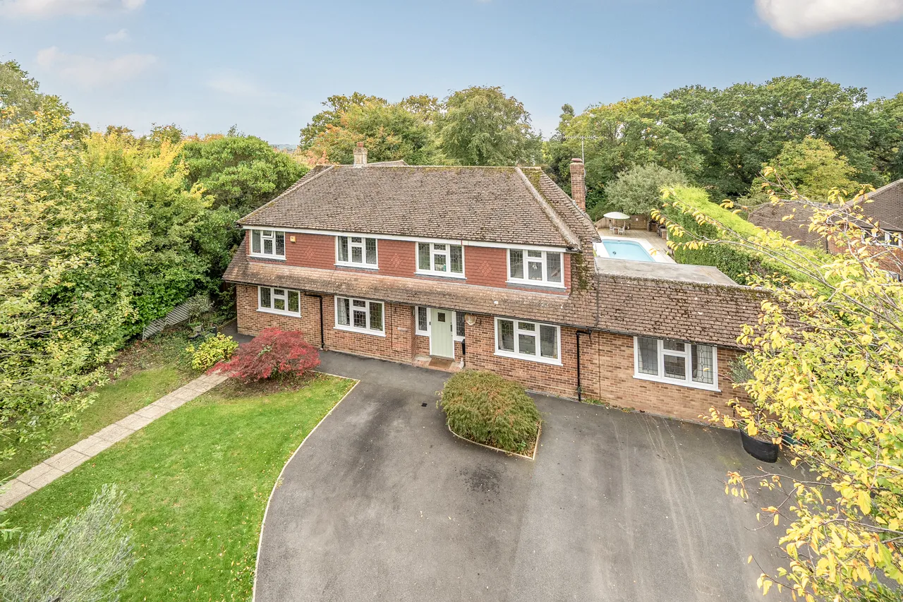 5 bed house for sale, The Close, Bourne End, SL8