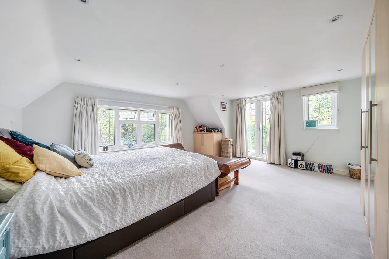 The Close, Bourne End, SL8, photo 4
