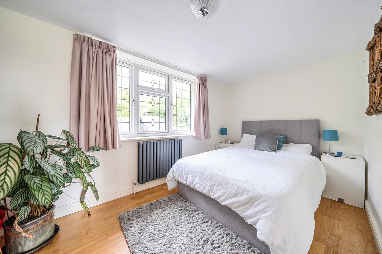 The Close, Bourne End, SL8, photo 11