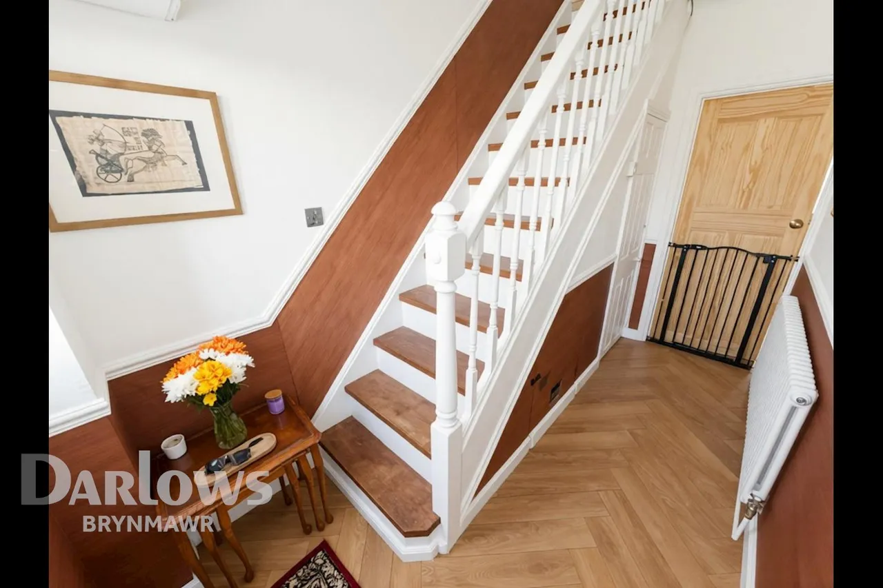 Aberbeeg Road, Abertillery, photo 9