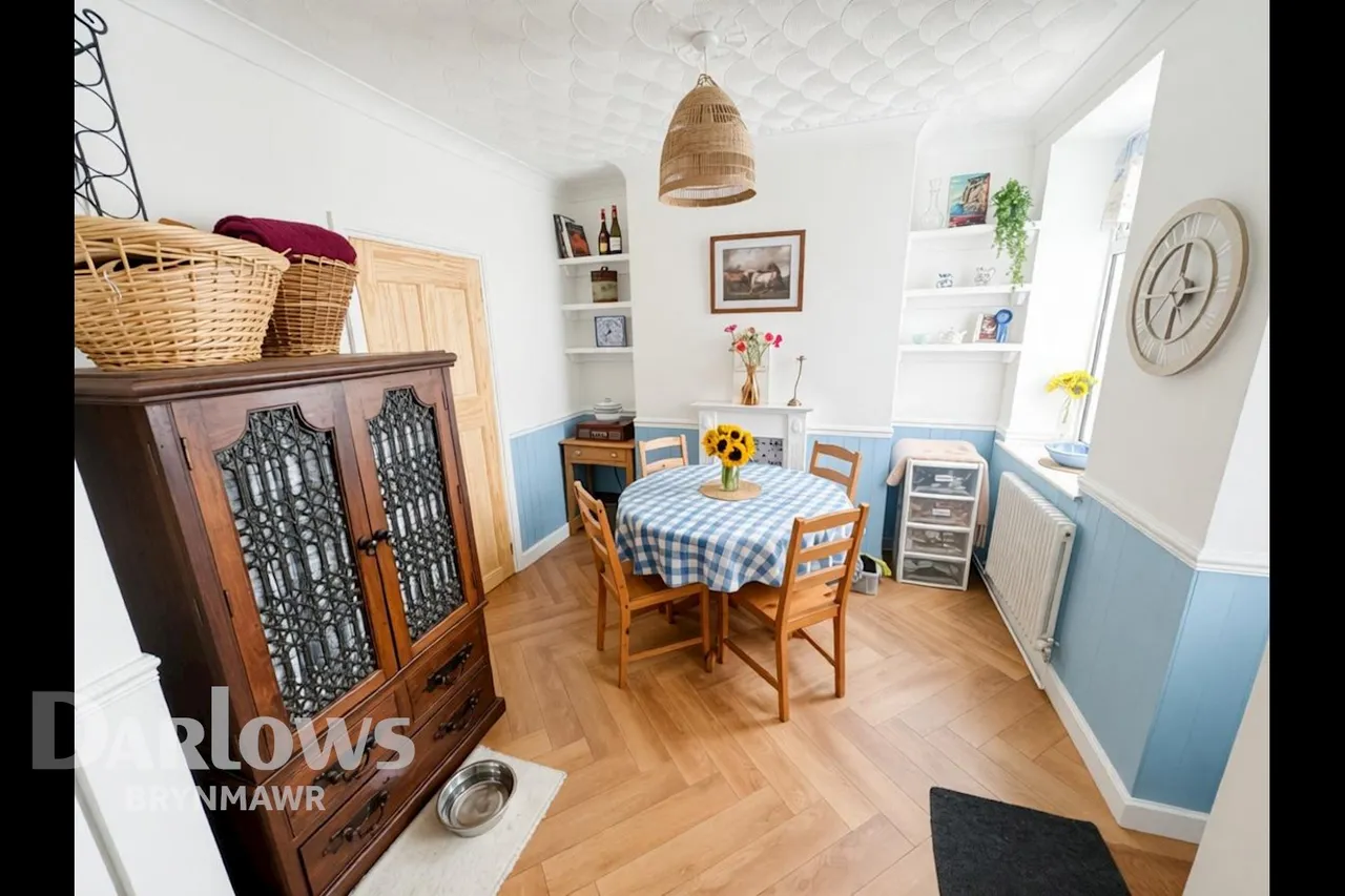 Aberbeeg Road, Abertillery, photo 7