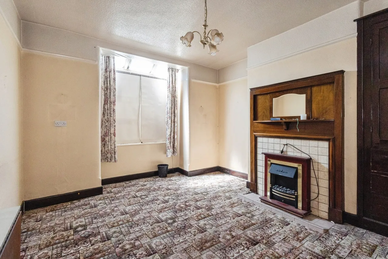 Montague Road, Ashton-under-Lyne, Greater Manchester, OL6, photo 4