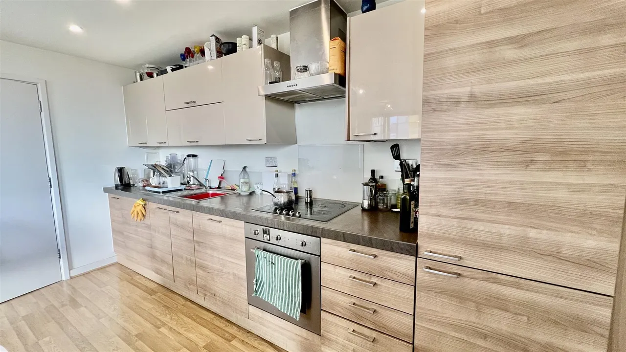 Homerton Road, Homerton, E9, photo 11