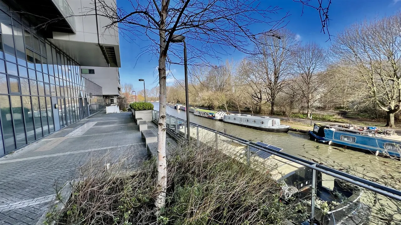 Homerton Road, Homerton, E9, photo 15