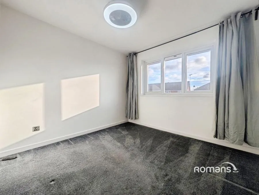 Shackleton Way, Woodley, RG5, photo 4