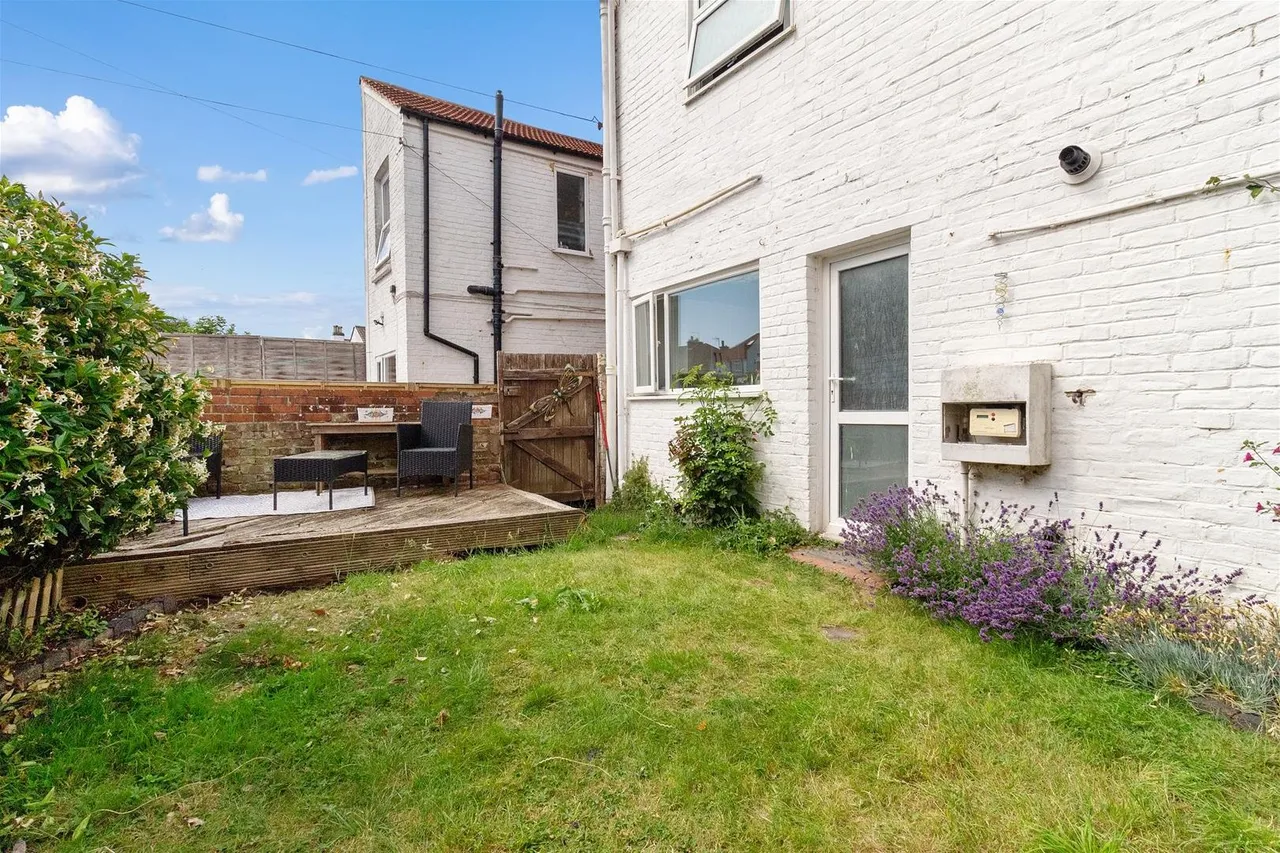 The Drive, Worthing, photo 12