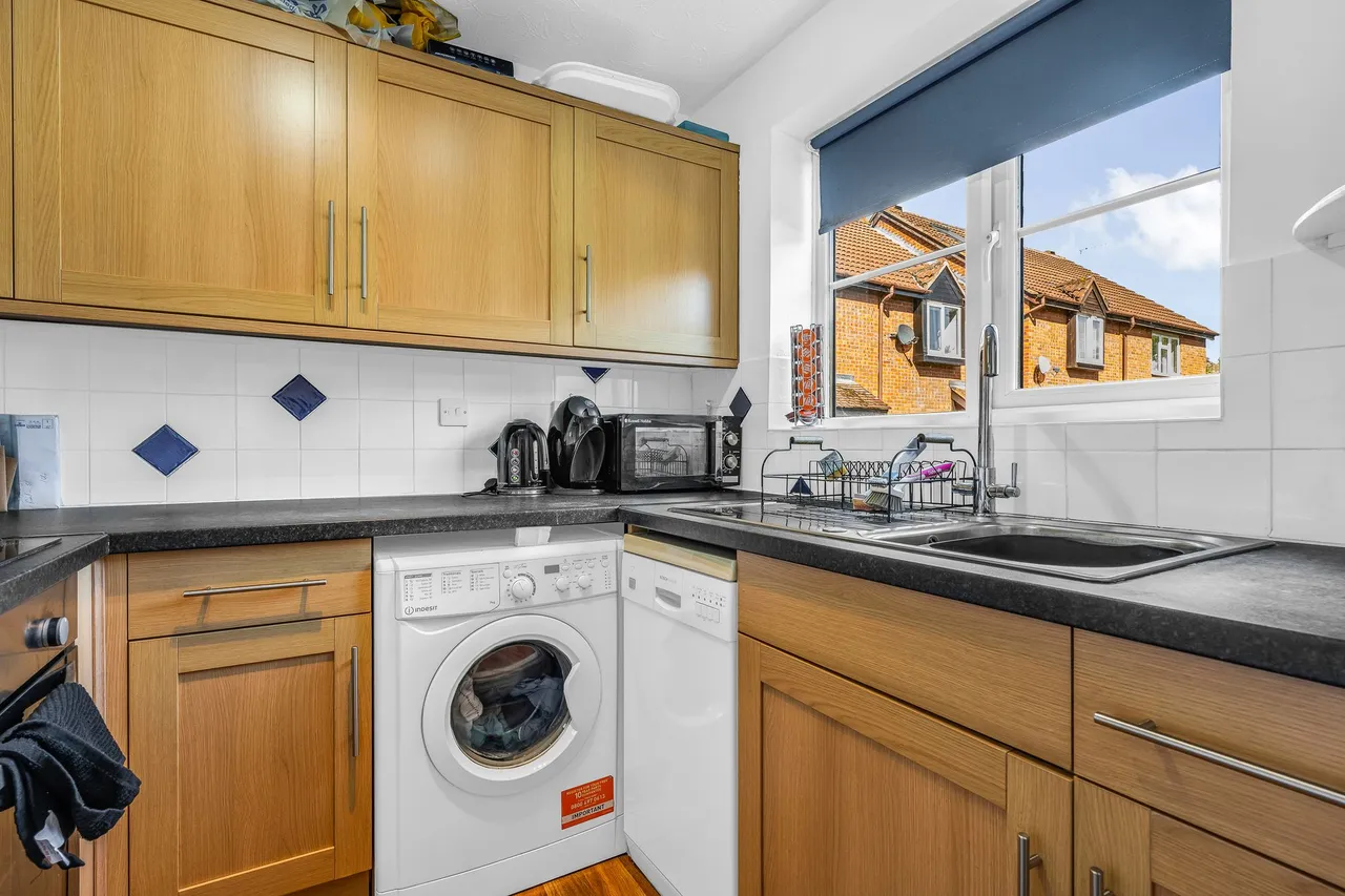 River Meads, Stanstead Abbotts, SG12, photo 6
