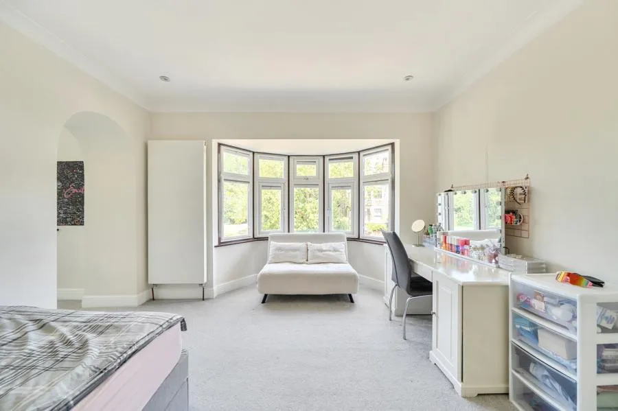 Windsor Road, London, N3, photo 15