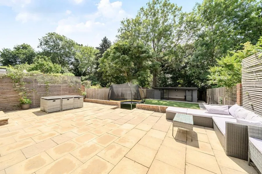 Windsor Road, London, N3, photo 26