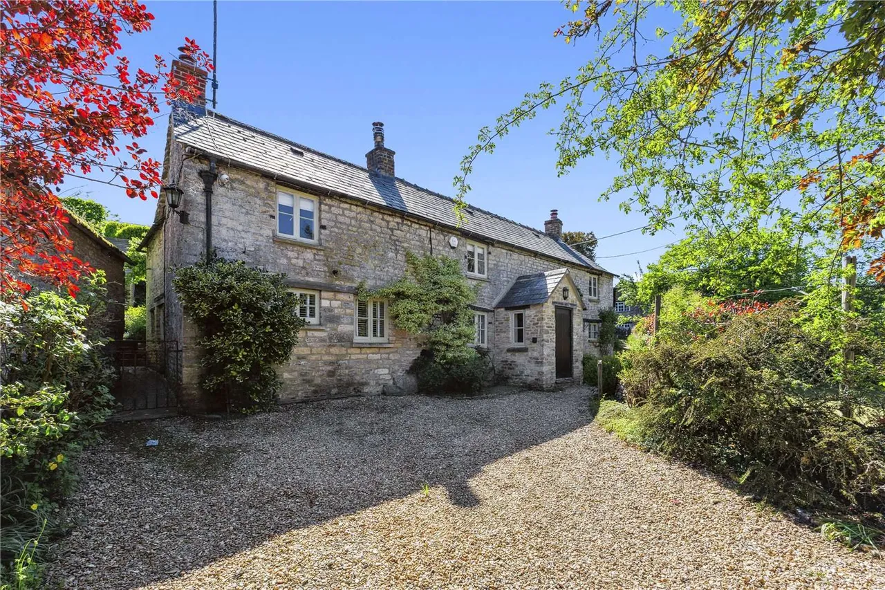 3 bed house to rent — Eastington, Cheltenham, Gloucestershire, GL54 3PN