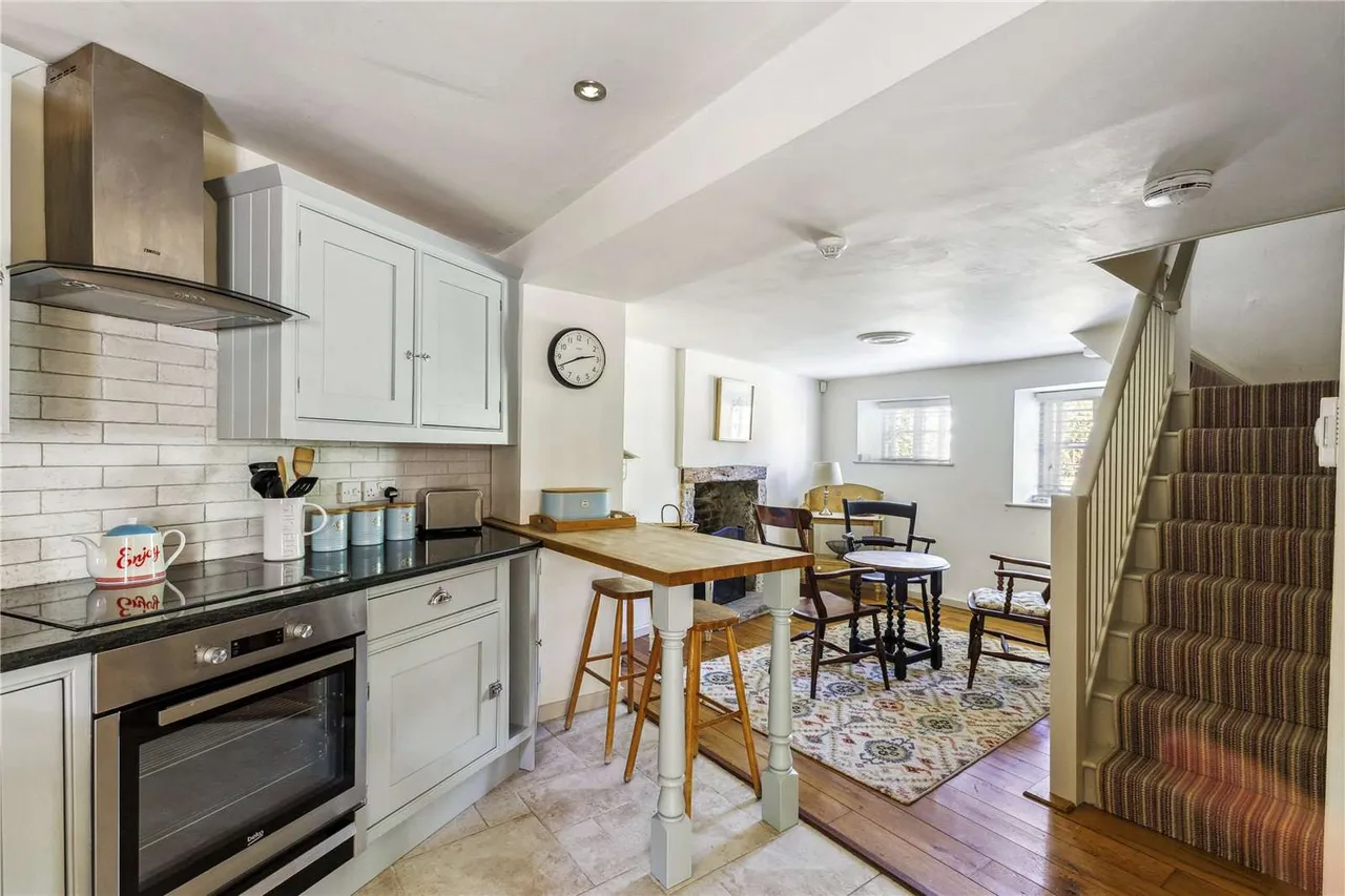 Eastington, Cheltenham, Gloucestershire, GL54 3PN, photo 9
