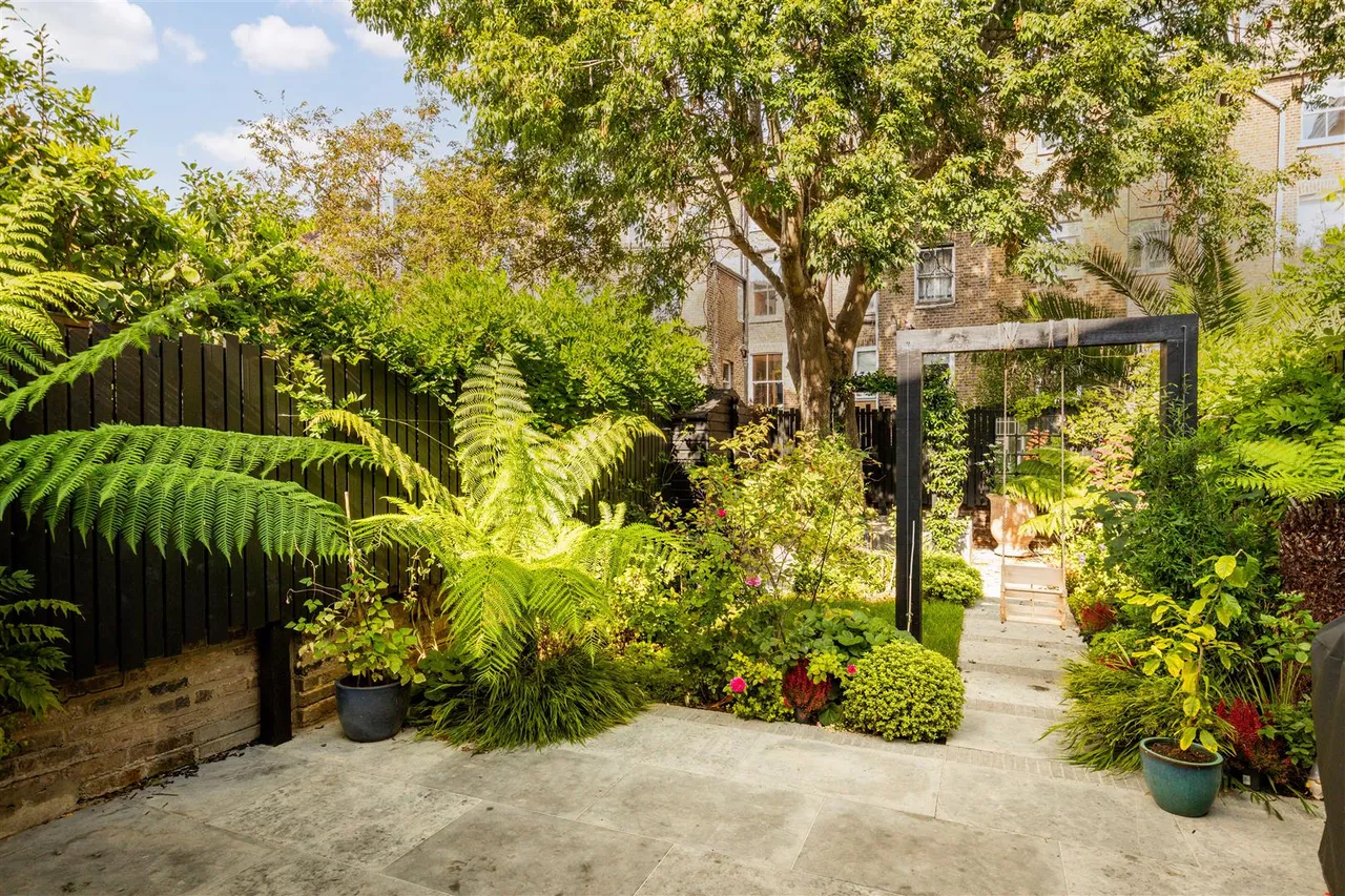 Dewhurst Road, London, W14, photo 12