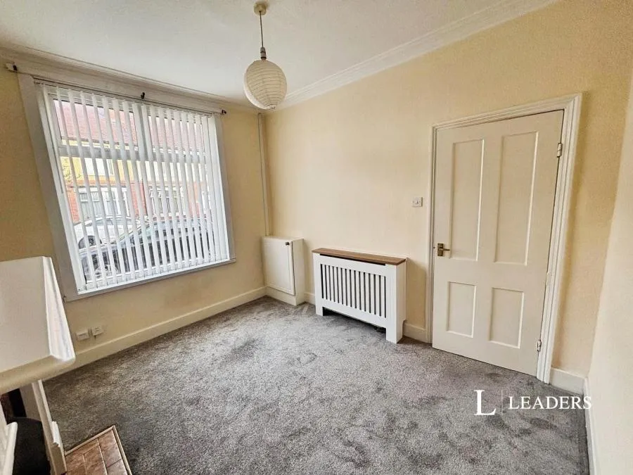 Minshull New Road, Crewe, CW1, photo 2
