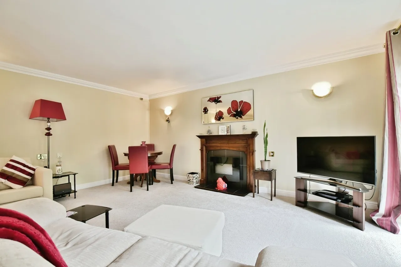Racefield Road, Altrincham, WA14, photo 9
