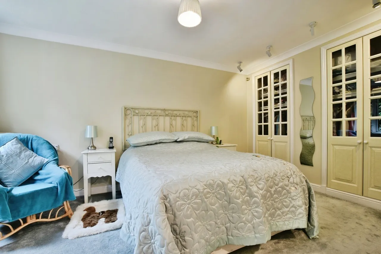 Racefield Road, Altrincham, WA14, photo 14