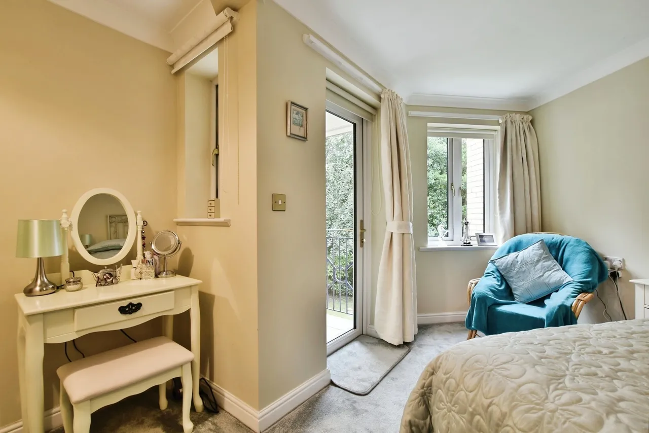Racefield Road, Altrincham, WA14, photo 13