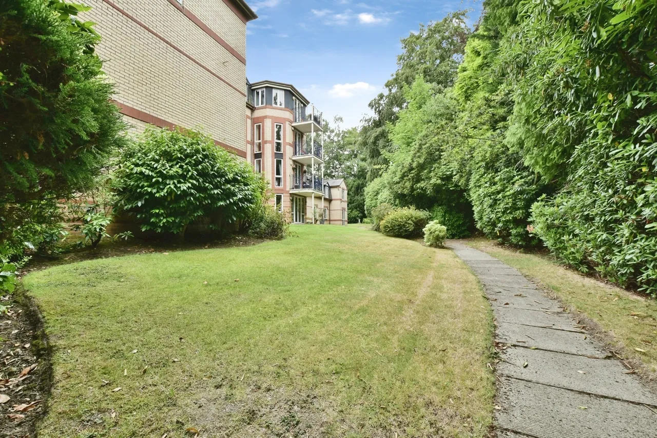 Racefield Road, Altrincham, WA14, photo 11