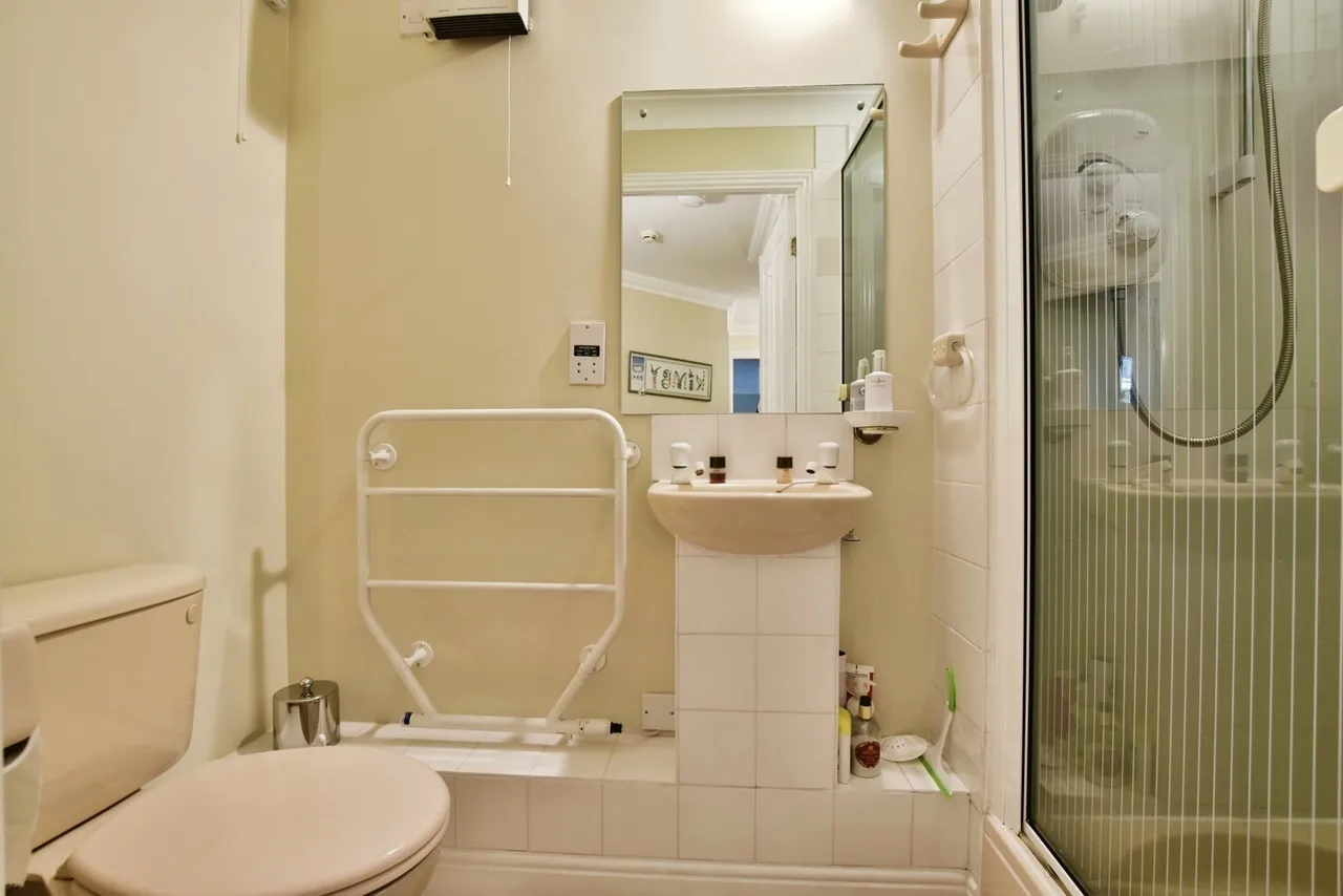 Racefield Road, Altrincham, WA14, photo 10