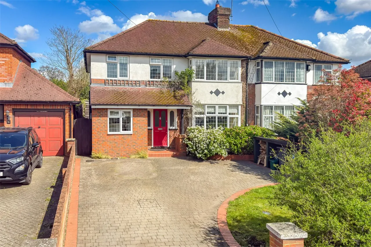 Laburnum Grove, St. Albans, Hertfordshire, AL2 3HQ, photo 3