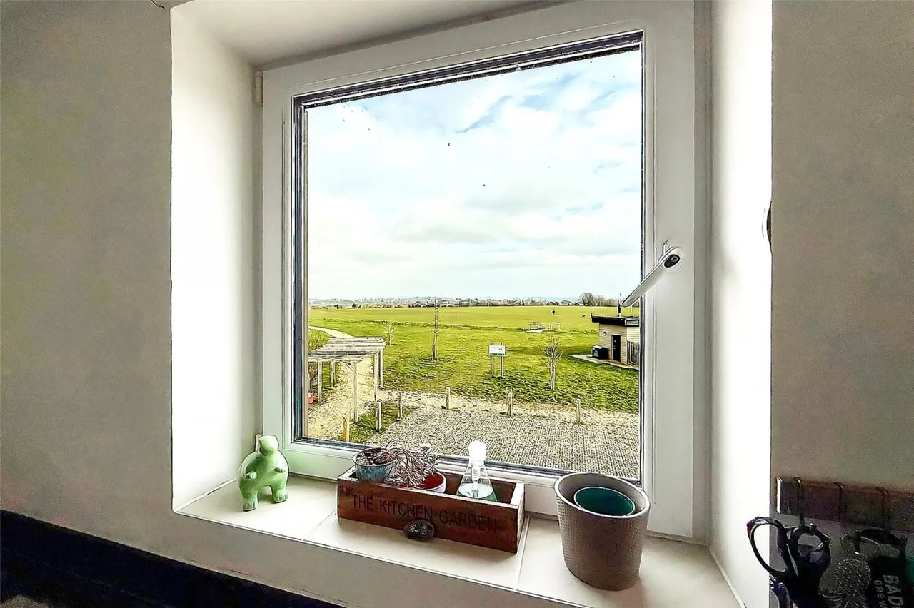Littlehampton, BN17, photo 12