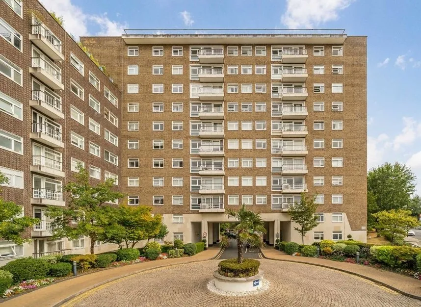 3 bed flat to rent, St. Johns Wood Park, St John's Wood, NW8