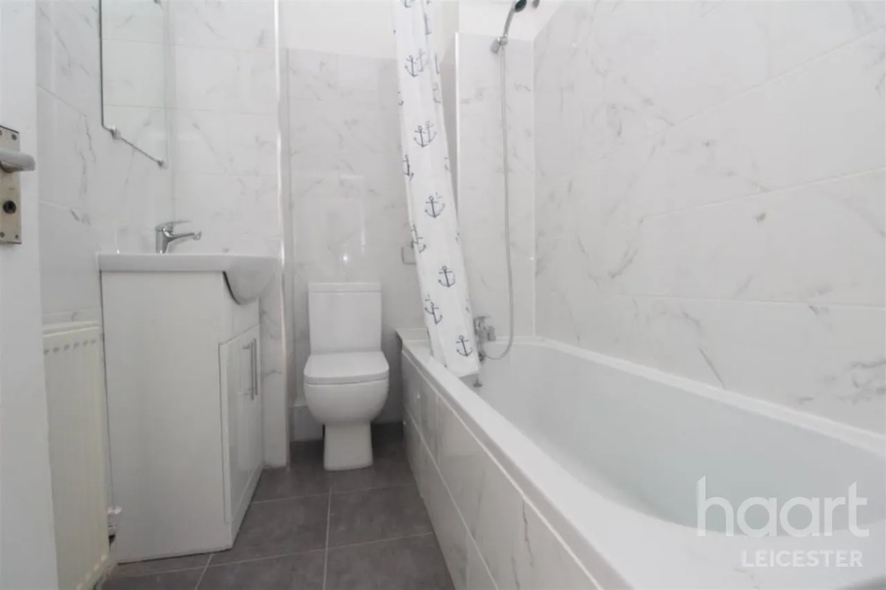 Fosse Road North, LE3, photo 6