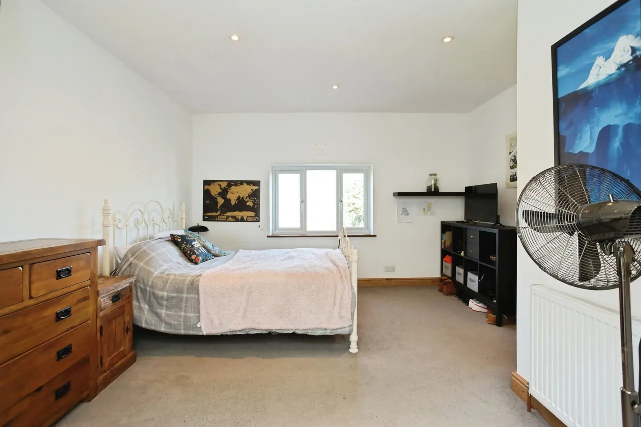 Barnets Hill, Peasmarsh, TN31, photo 20