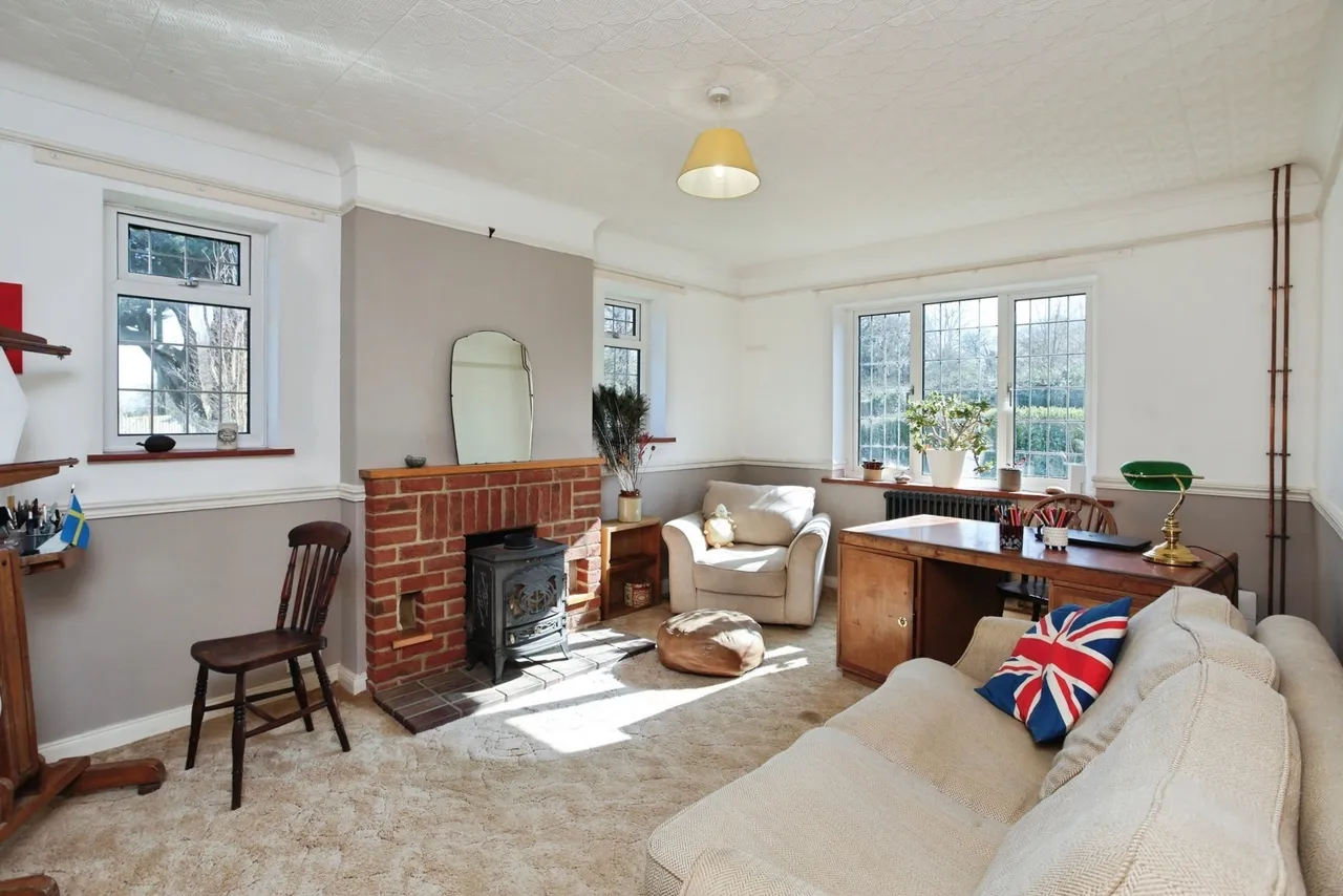 Barnets Hill, Peasmarsh, TN31, photo 11