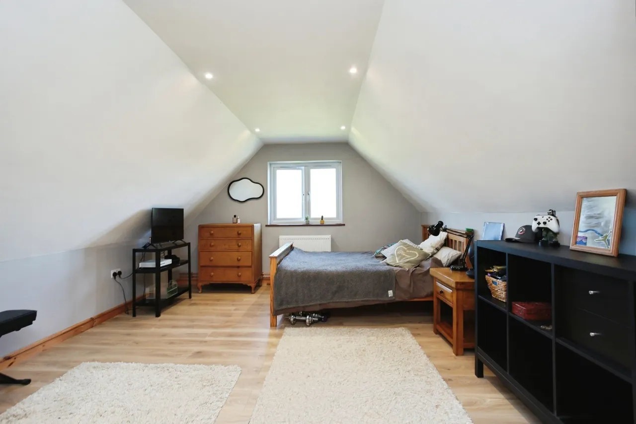 Barnets Hill, Peasmarsh, TN31, photo 15