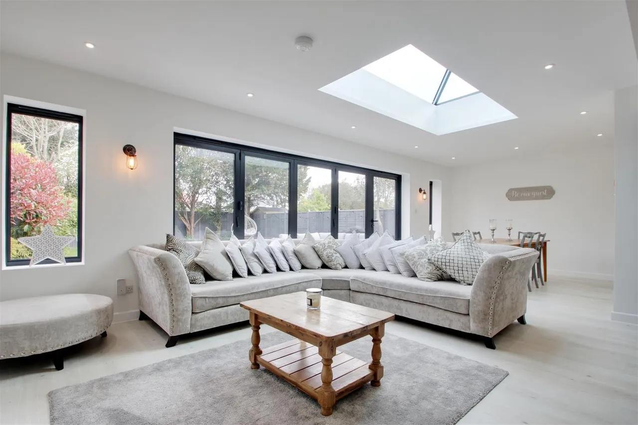 Ilex Way, Goring-By-Sea, Worthing, photo 10