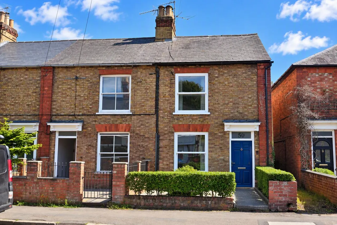 3 bed house for sale, Wolverton Road, Milton Keynes, MK11