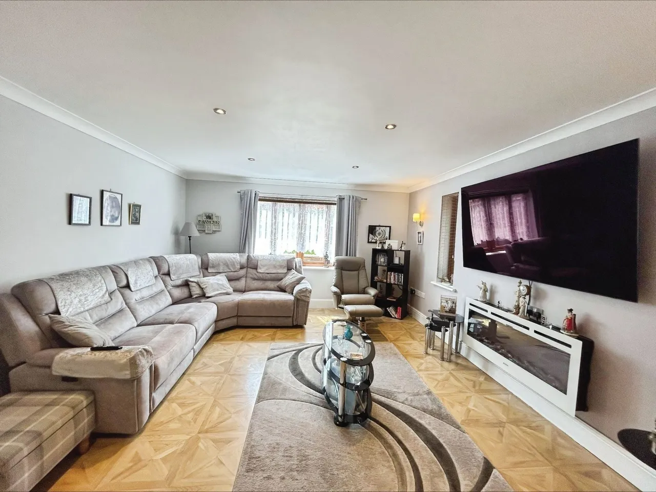 Glan Yr Afon Pentwyn Road, Port Talbot, SA13, photo 12