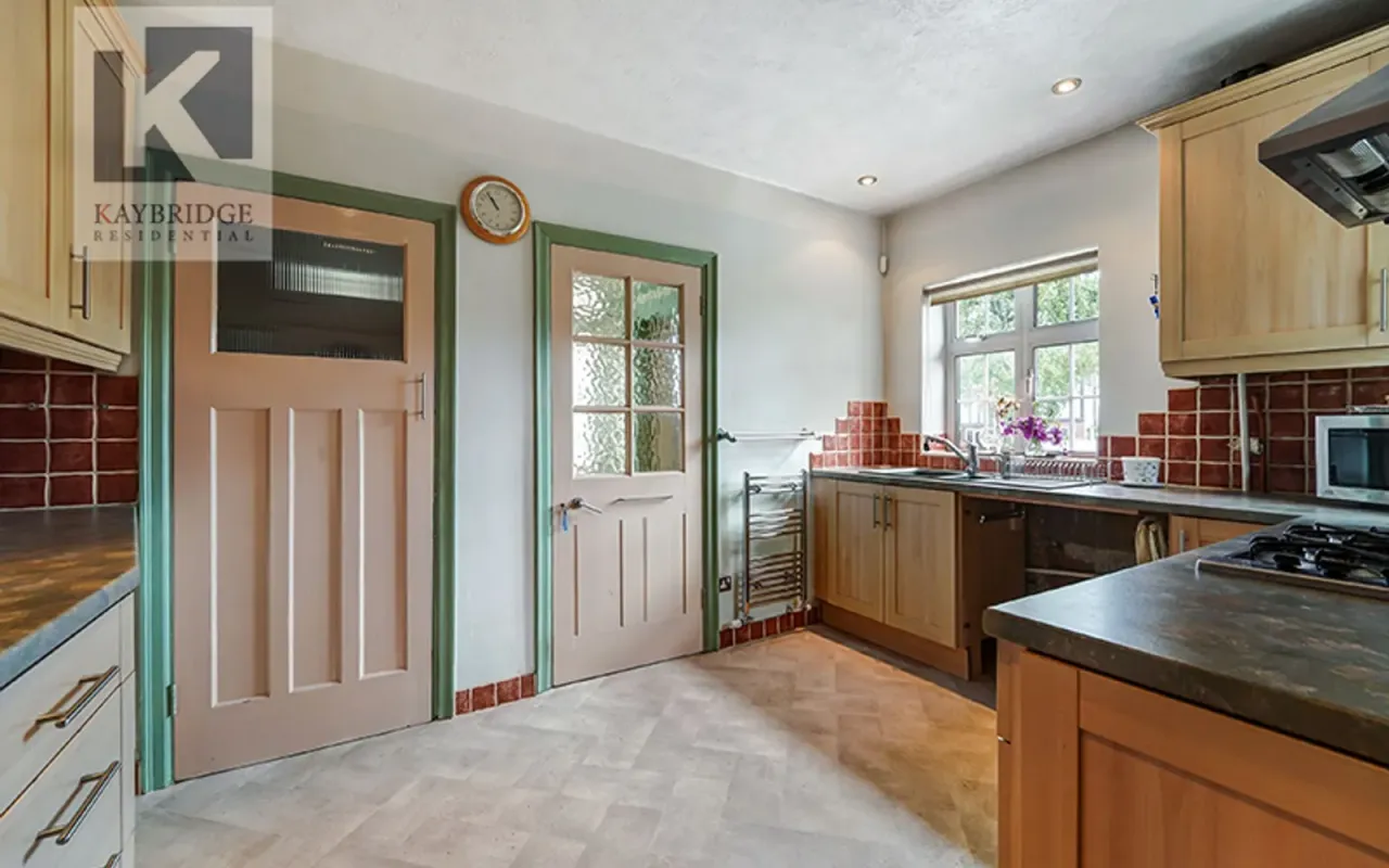Kingsmead Avenue, Worcester Park, KT4, photo 6