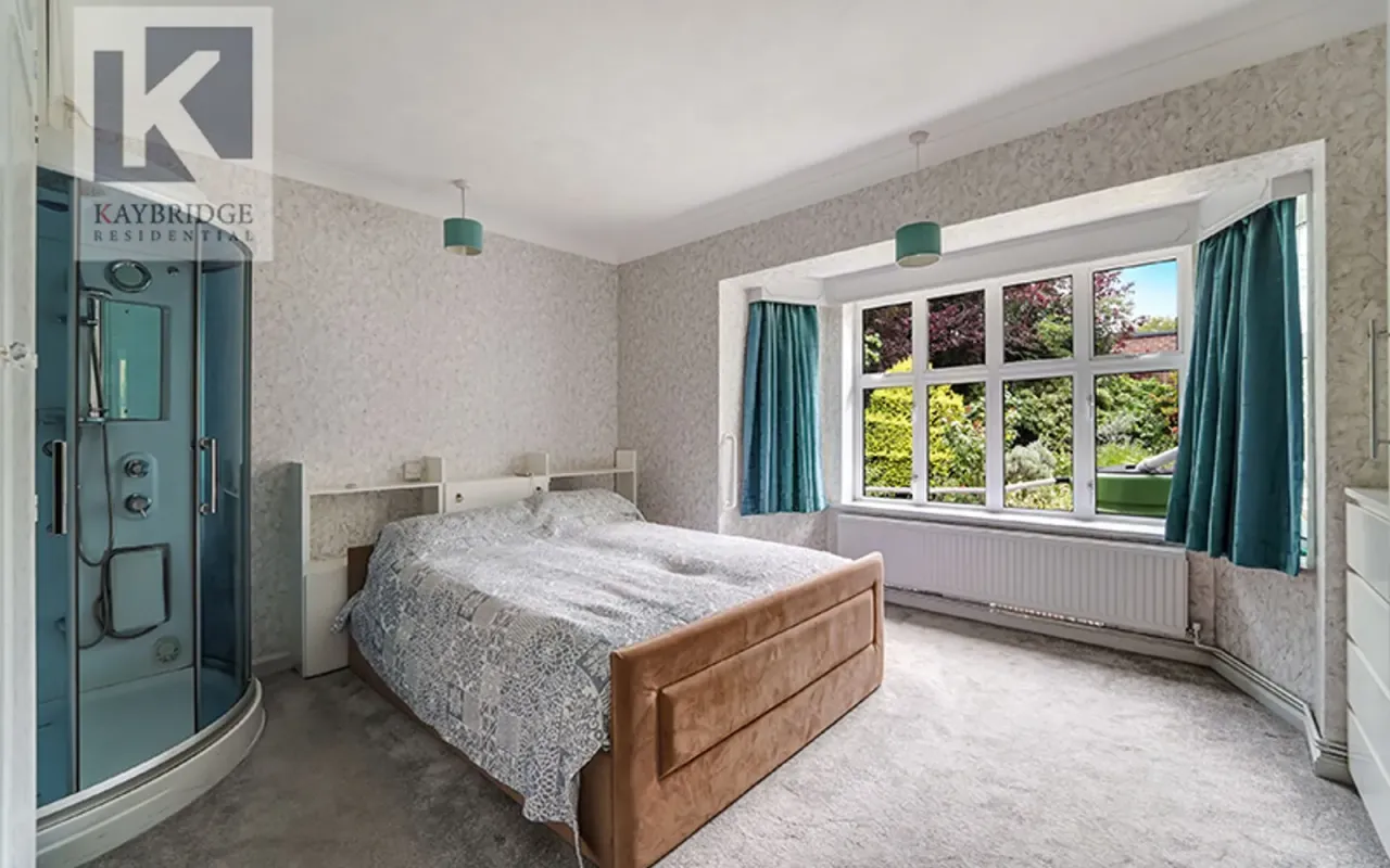 Kingsmead Avenue, Worcester Park, KT4, photo 12